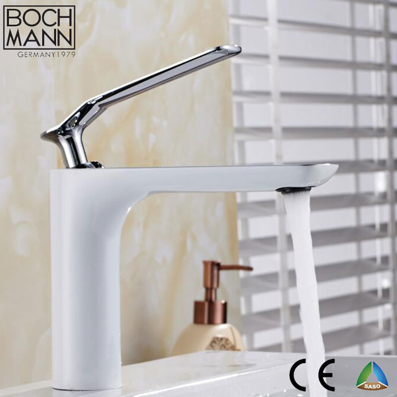 Classical Design Gold and Black Color Brass Body Bathroom Accessories Basin Tap